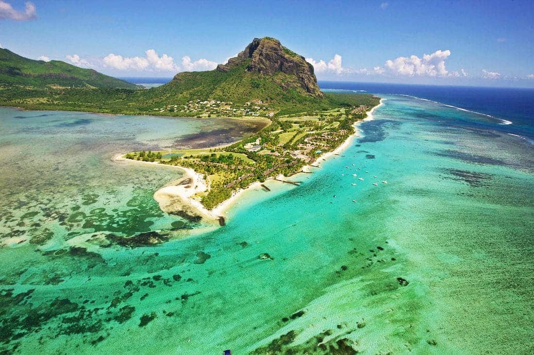 The Best Kitesurfing Spots In Mauritius Kiterr