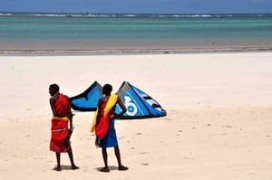 Kitesurfing in Diani Beach, Kenya // Kiterr.com