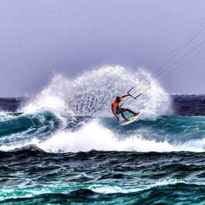 Mauritius-Surf-Holidays-kitesurfing-school-lessons-Kiterr-17