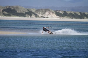 kitesurfing in Tasmania  // kiterr