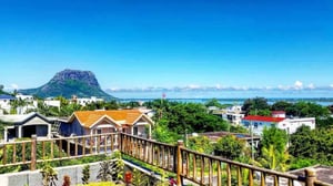 Mauritius-Surf-Holidays-surf-house-villa-accommodation-Kiterr-3