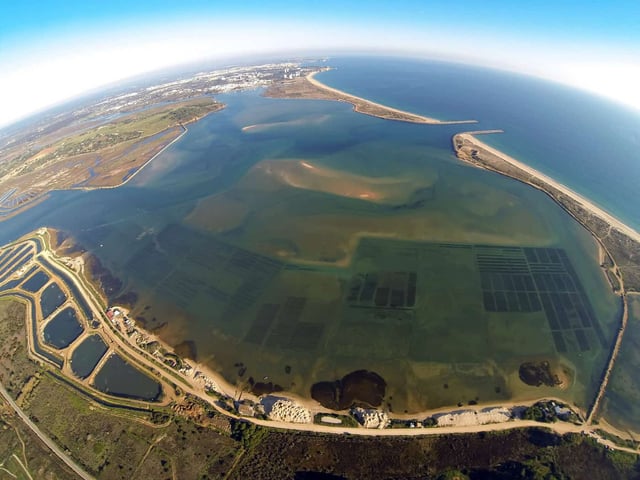 Alvor Lagoon - Algarve Kite Center - kitesurfing school in Algarve, Portugal
