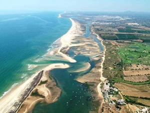Ria Formosa - Kitesurfing in Algarve, Portugal // Kiterr.com