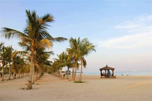 The best kiteboarding spots in Iran - Kish Island // Kiterr.com