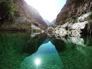An idyllic lake in Oman, photo by: @KiteboardingOman // Kiterr.com