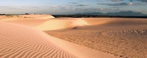 Awesome sand dunes of Cumbuco - kitesurfing holidays in Brazil | Kiterr.com