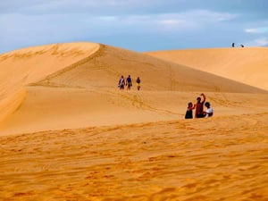 Red sand dunes in Mui Ne, Vietnam | Kiterr.com