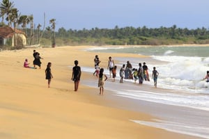 Meet the locals - kiteboarding in Kalpitiya, Sri Lanka | Kiterr.com