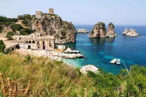 Coastal Scopello village - kitesurfing in Sicily | Kiterr.com